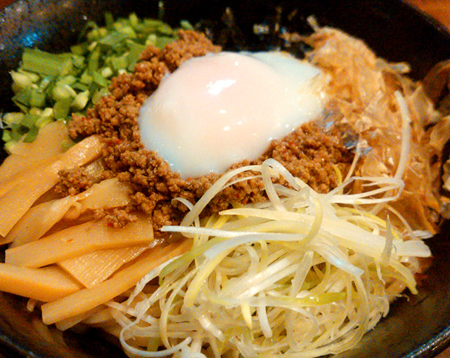 鈴鹿市のつけ麺屋「menkouともや　鈴鹿店」